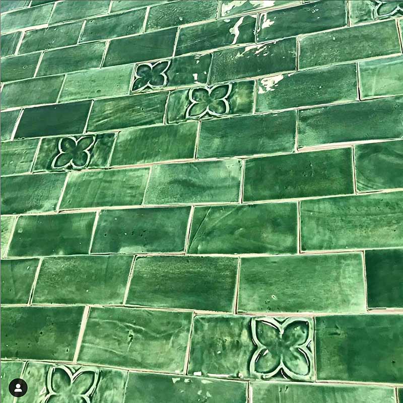Subway-tile-emerald-green-decorative